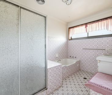 12 Ficus Street, Katoomba NSW 2780 - House For Rent | Domain - Photo 5