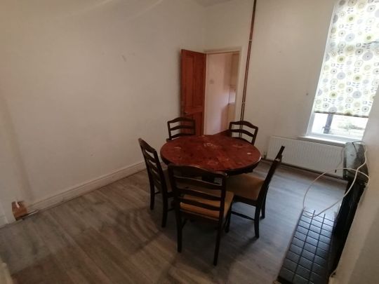 2 Bed Terraced House, Marshall Street, LE3 - Photo 1