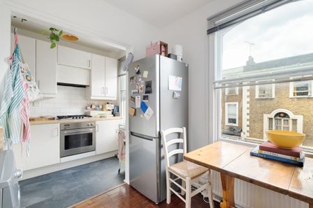 1 bedroom flat to rent - Photo 5