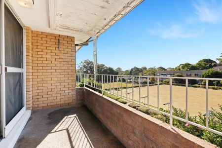 8/153-155 Burns Bay Road, - Photo 3