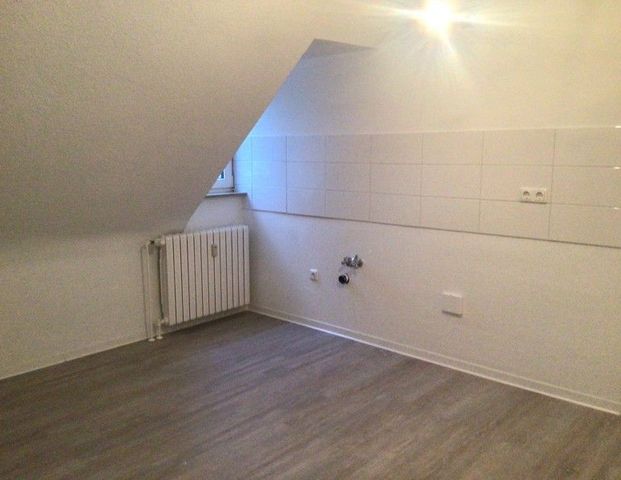 Nette Nachbarn gesucht: praktische 2-Zi.-DG - Foto 1