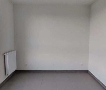 Appartement te huur in Antwerpen voor € 965 met 2 slaapkamers - Photo 2