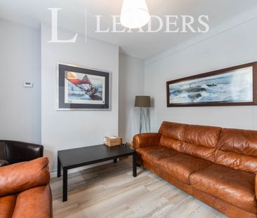 4 bedroom house to rent Baileys Road, Southsea, PO5 - Photo 2