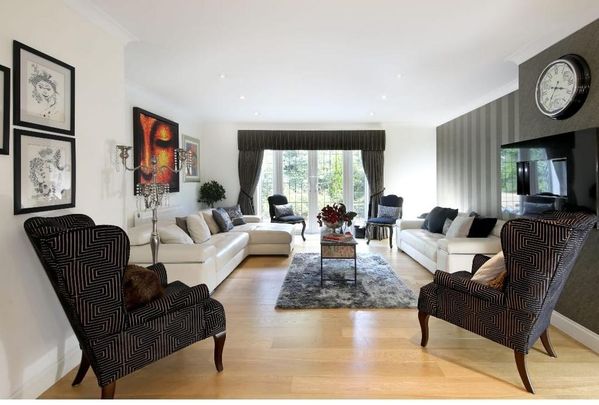 5 bedroom detached house to rent - Photo 1