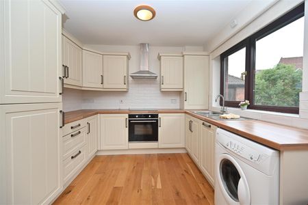 24 Ravenhill Reach Mews, Belfast, BT6 8RE - Photo 2