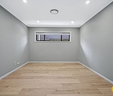 Breathtaking single storey home! - Photo 4