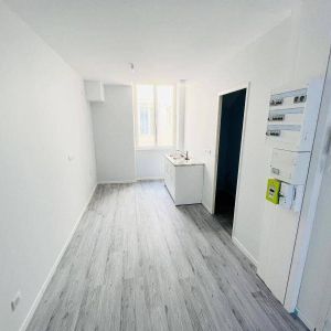 Appartement 2 pièces - 71000 Mâcon - Photo 2