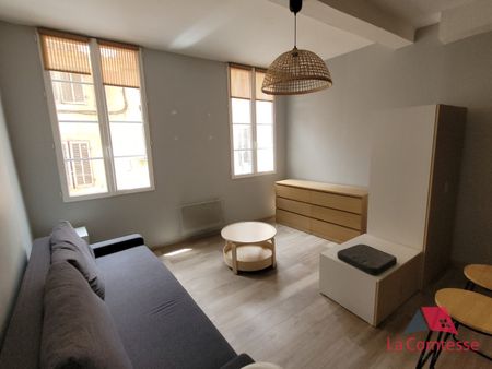 Location Appartement 1 pièce 22m² AIX EN PROVENCE 13100 - Photo 2