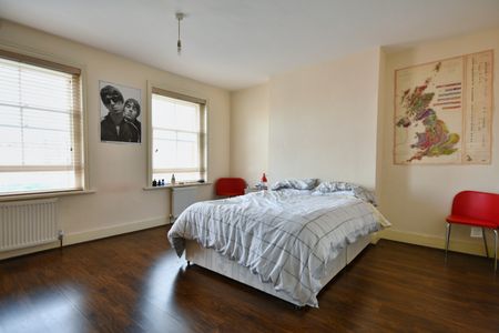 4 Bed Maisonette, Newark Street, E1 - Photo 2