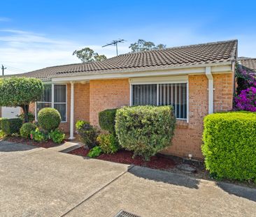 Two-Bedroom Villa in a Convenient Location - Photo 4