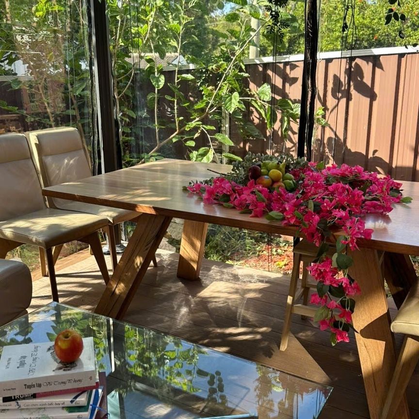 Castle Hill - Photo 1