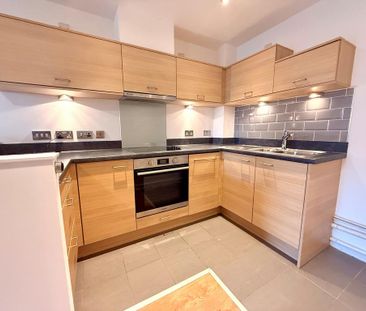 1 bedroom flat to rent - Photo 2