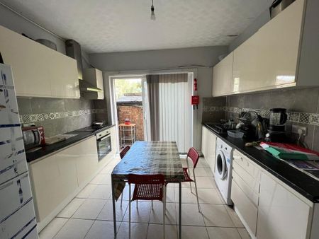 Room in a Shared House, Gloucester Road, N17 - Photo 5