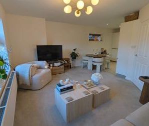 Julian Road, Folkestone, CT19 5HW, Kent - Photo 2