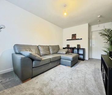 2 bedroom semi-detached house to rent - Photo 2