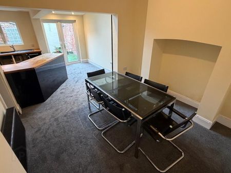 69 Lomond Avenue, Belfast, BT4 3AJ - Photo 3
