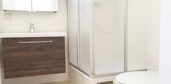 Schöne, kleine Wohnung im UNIVIERTEL - Photo 2