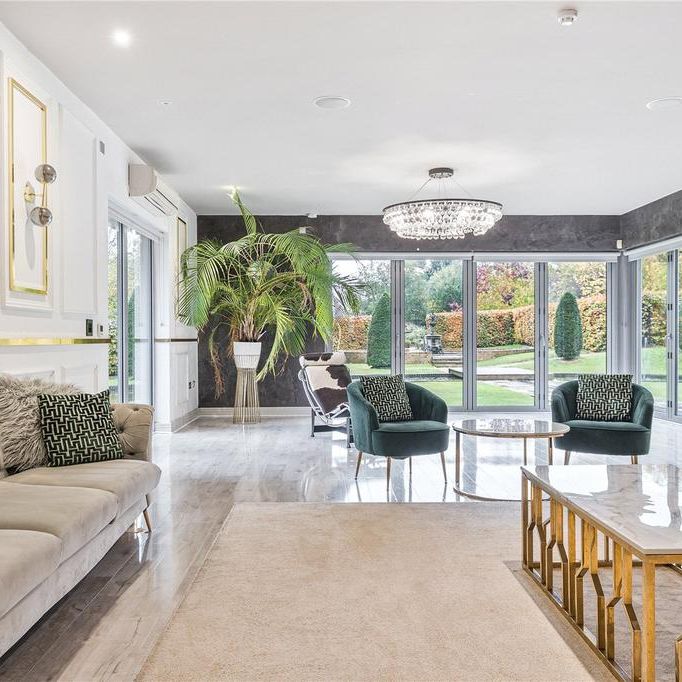 7 bedroom detached house to rent - Photo 1