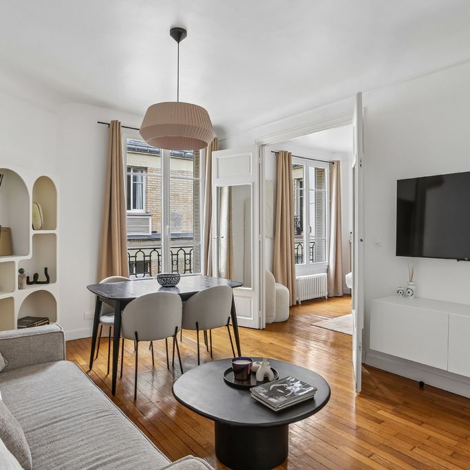 Location Appartement 2 pièces 37m² PARIS 16 75116 - Photo 1