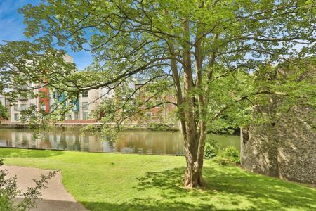 Geoffrey Watling Way - Photo 5