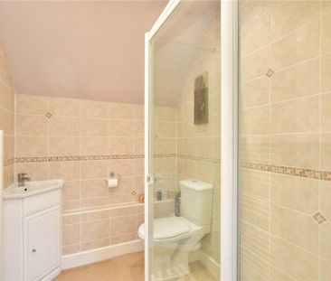 4 bedroom detached house to rent - Photo 6