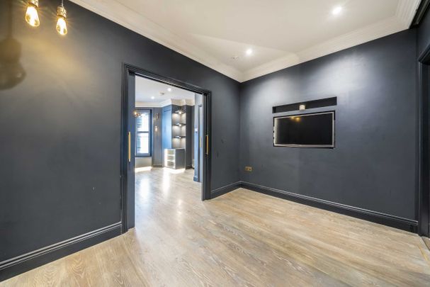 Fulham Road, SW6, London - Photo 1