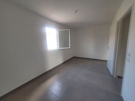 Duplex/Triplex - Photo 5