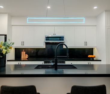 For Lease - 53 Innes Avenue Unit# 2, Toronto, Ontario - Photo 5