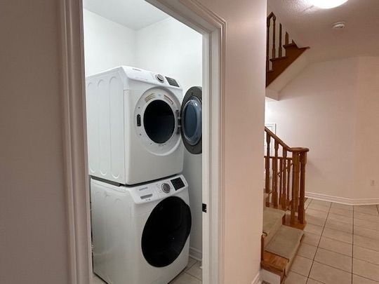 For Lease - 4 Blue Meadow Court, Markham, Ontario - Photo 1