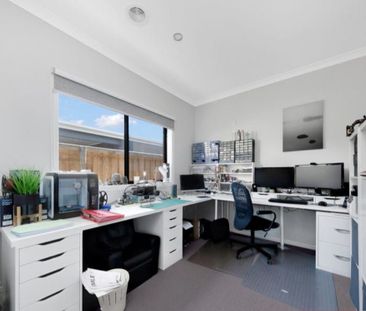 4 Woodlet Way, Donnybrook VIC 3064 - Photo 4