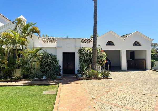 Detached Villa in Guadalmina Baja