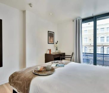 Standard Suite - Photo 2