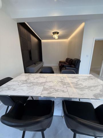 4 bedroom semi-detached house to rent - Photo 3