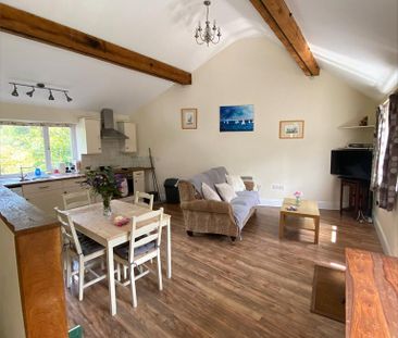 2 bedroom detached house to rent - Photo 3