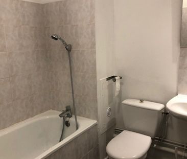 Louer appartement 1 pièce de 32 m² - Photo 2