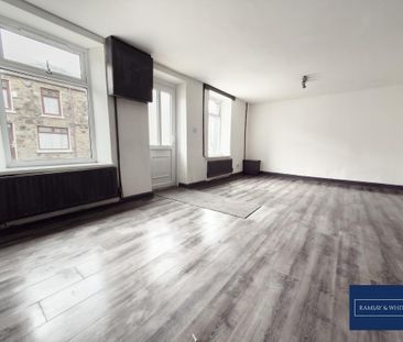 3 bedroom detached house to rent - Photo 3