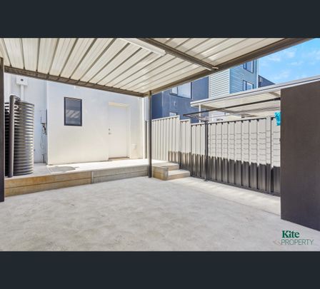 8 Rockhampton Lane, Port Adelaide, SA 5015 - Photo 1