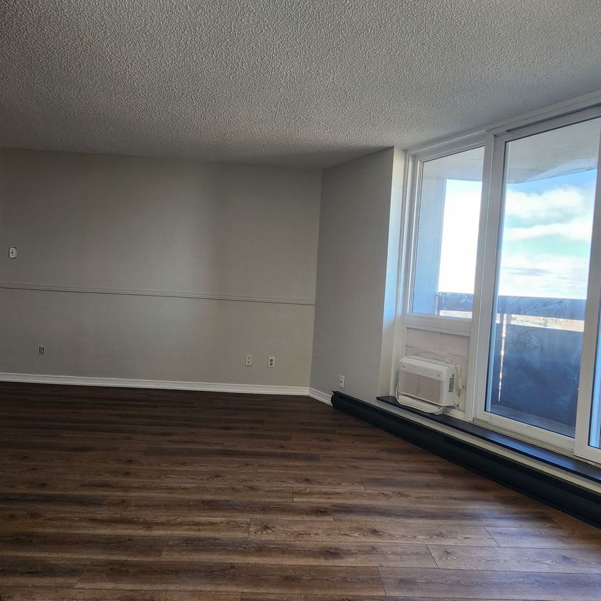 For Lease - 2020 Jasmine Crescent Unit# 1406, Beacon Hill North - South and Area, Ontario - Photo 1