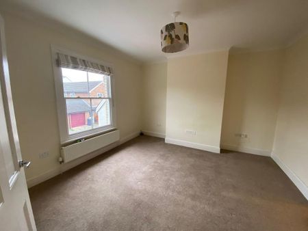 2 bedroom end of terrace house to rent - Photo 4