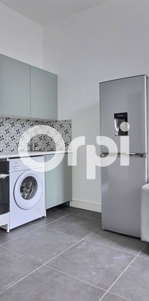 Appartement 2 pièces 33m2 MARSEILLE 4EME 650 euros - Photo 1