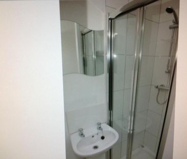 Private Halls - Student Accommodation Middlesbrough Teeside - Photo 6