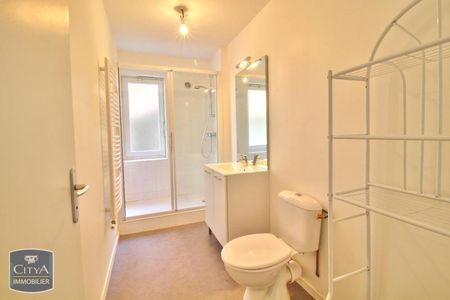 Location Appartement 2 pièces 49m² ST ETIENNE 42000 - Photo 5