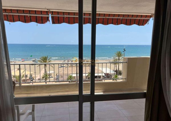 HALF SEASON FOR RENT FROM NOW ON -30.6.25 NICE CORNER APARTMENT ON THE 1ST LINE WITH BEAUTIFUL SEA VIEWS IN FUENGIROLA