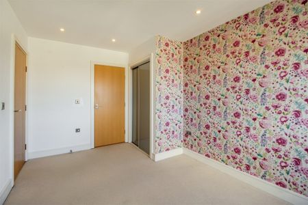 Trident Point, 19 Pinner Road, Harrow, HA1 - Photo 3