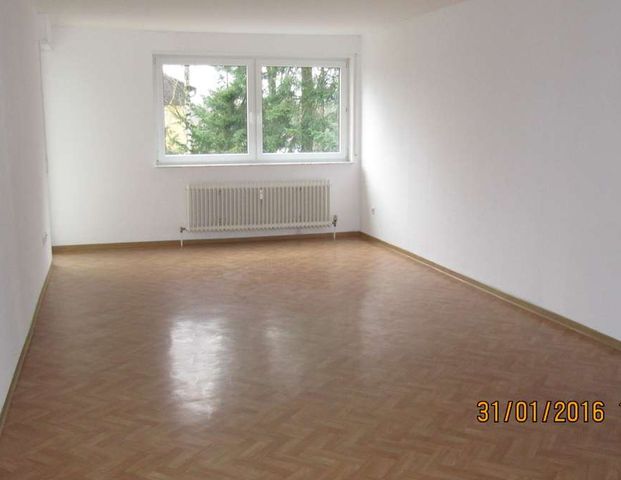 Schöne 3-Zimmer-Wohnung mit Balkon und Garage in KL-Bännjerrück - Photo 1