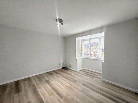 Fields End, Hemel Hempstead, HP1 - Photo 4