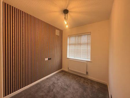 3 bedroom semi-detached house to rent - Photo 4