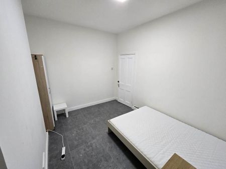 4 bedroom house to rent - Photo 3