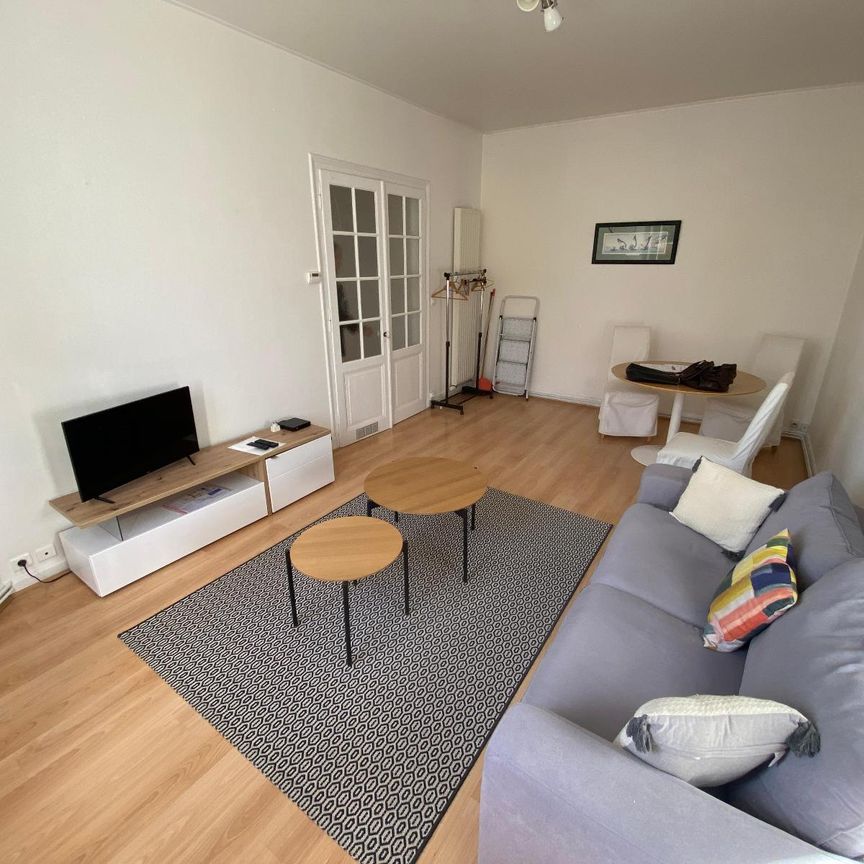 Location Appartement 2 pièces 44m² THONON LES BAINS 74200 - Photo 1