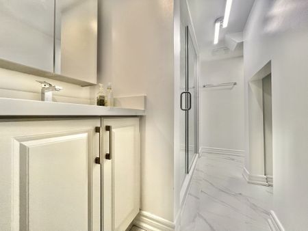 For Lease - 5 Coyle Street, Ajax, Ontario - Photo 4